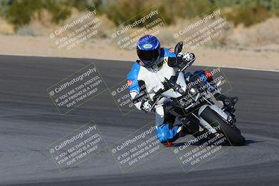 media/Dec-18-2022-SoCal Trackdays (Sun) [[8099a50955]]/Turn 10 (140pm)/